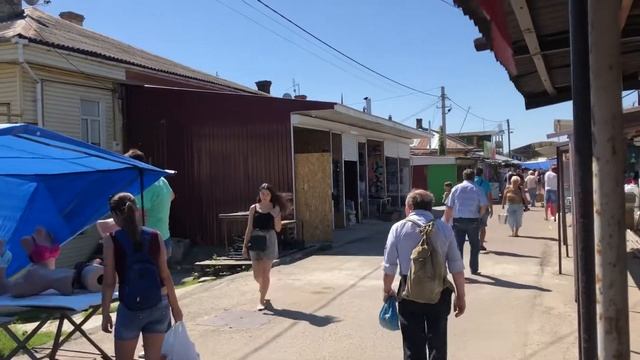 Ровно, ул. Здолбуновская 7 рынок Дикого смотреть онлайн