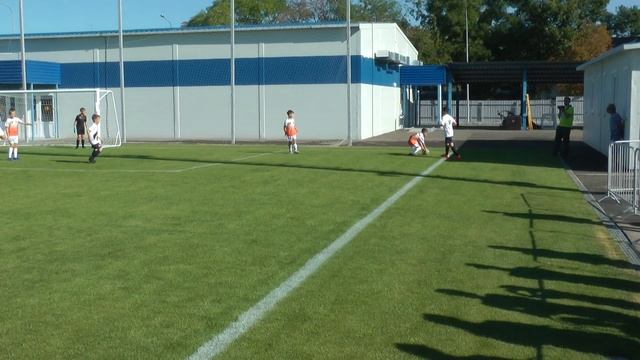 1 игра в группе 2 тайм СШОР6 - Урожай 0-1 смотреть онлайн