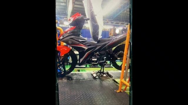 YAMAHA LC135 V8 IN MALAYSIA #LC135V8 смотреть онлайн