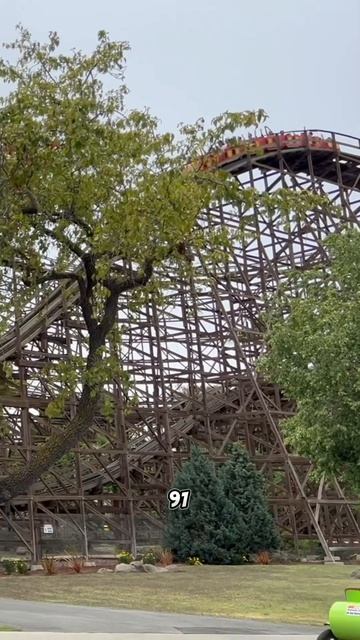 The GRIZZLY at California’s Great America 🐻 смотреть онлайн