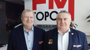 Герои в белых костюмах. Вся правда о Чернобыле.