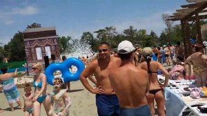 Пенное шоу в аквапарке У Лукоморья в Евпатории