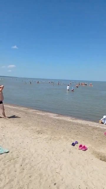 Лето море кайф 🥳#ейск #море #1k #а4 #мамавдекрете #отдых смотреть онлайн