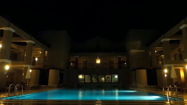 Бассейн День и ночь смотреть онлайн