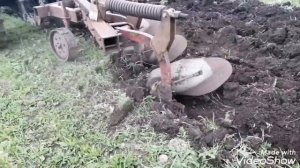 ЮМЗ 6 С ПЛУГОМ ПРИЖУНОЙ ЗАЩИТОЙ