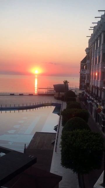 Beautiful view of sunrise in Orange County,Kemer,Antalya#shorts #кемер #antalya #shortsvideo смотреть онлайн