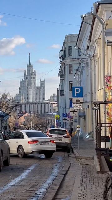 Первая поездка в Москву🌆 #путешествие #москва смотреть онлайн
