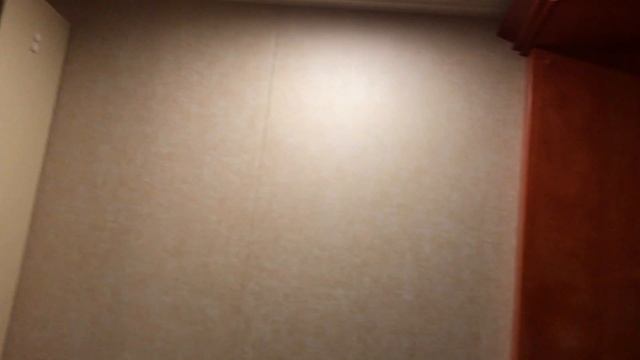 Кабина с илюминатором на троих на круизном корабле смотреть онлайн