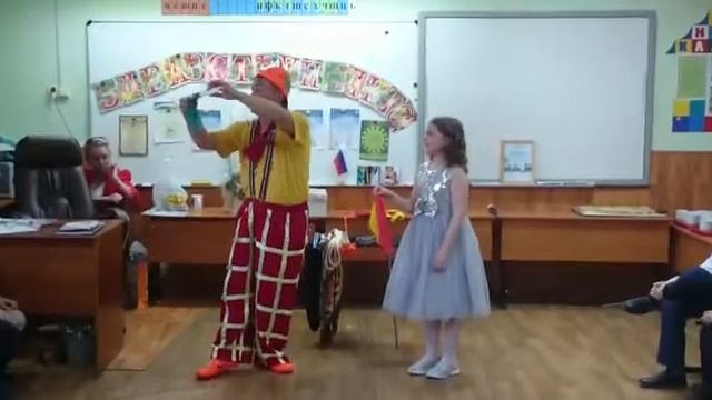 "Мы к вам приехали на час"выступление клоунов(4) смотреть онлайн