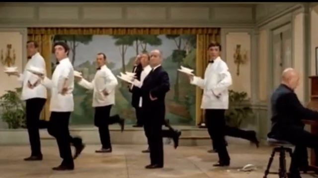 Когда мастерство в танцах растёт и все заодно 😂😂😂 смотреть онлайн