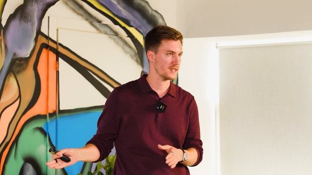 Из чего складывается бренд смотреть онлайн