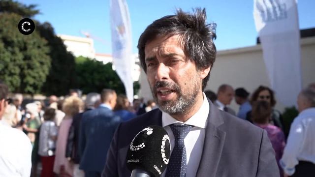 Margarita de Borbón homenageada na toponímia do Estoril смотреть онлайн