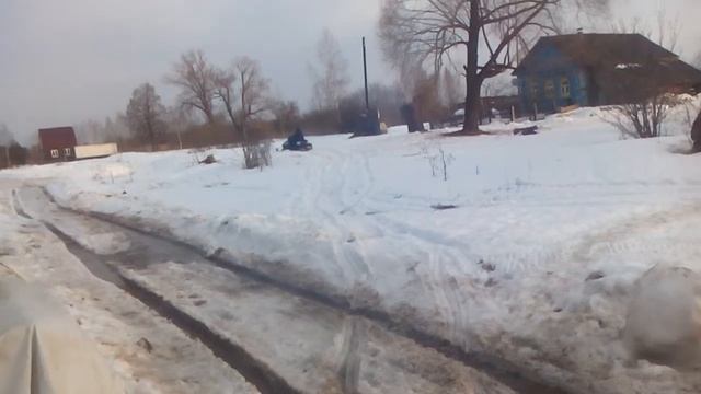 Катаемся весной на снегоходе смотреть онлайн