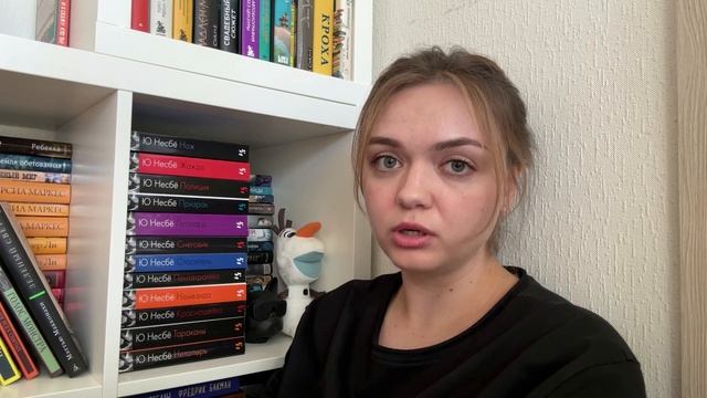 КНИЖНЫЕ ПОЛКИ | 400 книг в домашней библиотеке смотреть онлайн