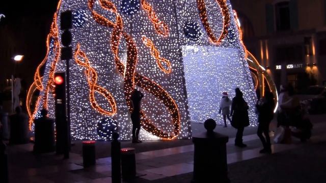 Новогодний Марсель смотреть онлайн