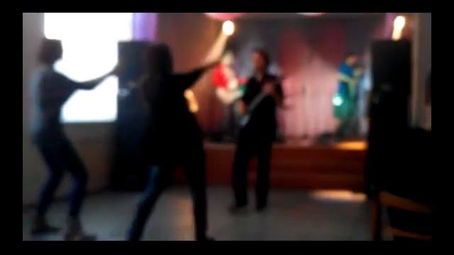 РОК КАФЕ 18.04.15, ВЫХОД НАУМОВА  "В ЛЮДИ")))