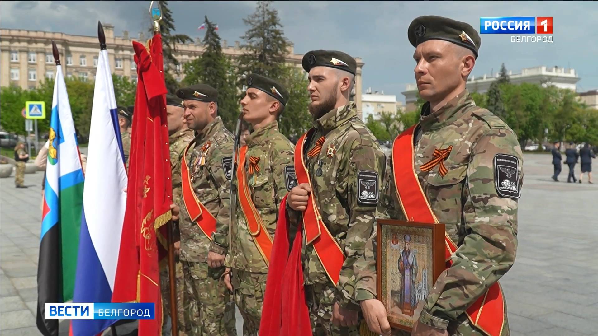 Белгородским бойцам спецотряда «Орлан» вручили боевое знамя