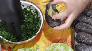 Маринованные суточные баклажаны.