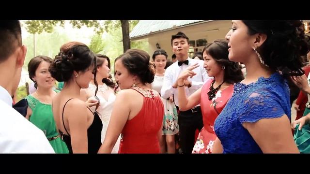 Выпускной Ролик (№17 школа КАДАМЖАЙ) смотреть онлайн