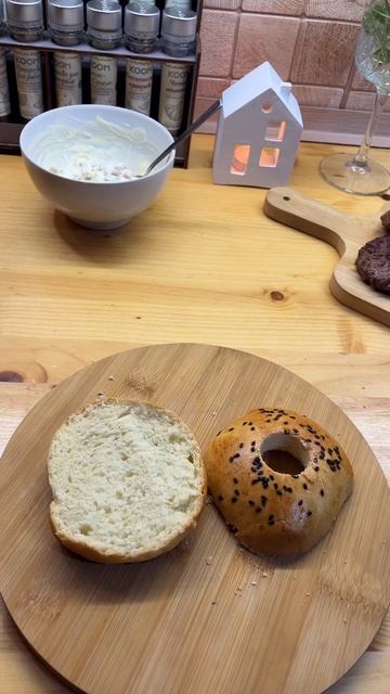 чизбургер в домашних условиях  #еда #food #простыерецепты #бургер #чизбургер #shorts  #рецепты