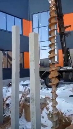 Погружению жб свай сечением 300x300.
Аренда спецтехники тел. +7 (985) 185-77-77.