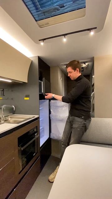 САМЫЙ СТИЛЬНЫЙ И УКОМПЛЕКТОВАННЫЙ КАРАВАН ADRIA #домнаколесах #автодом #caravan
