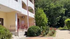 Гостиничный комплекс Райский сад Прасковеевка. Обзор отеля и пляжа. Скала Парус на пляже.