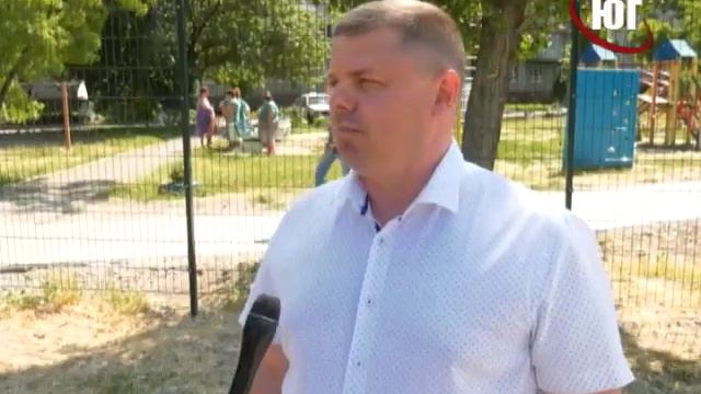 БЕРДЯНСК 2018 ТРОТУАР - ПЛОЩАДКА 2018 06 06 смотреть онлайн