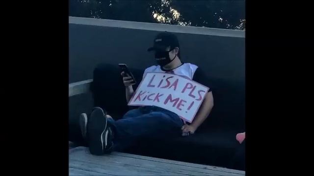 LISA BLACKPINK, GG K-POP STAR ON TOUR, COACHELLA & ZACH SANG SHOW (V44)