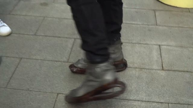 Арсений узнает как проходит день на Патриках?Образ на1.000.000р.Сколько должен зарабатывать парень? смотреть онлайн