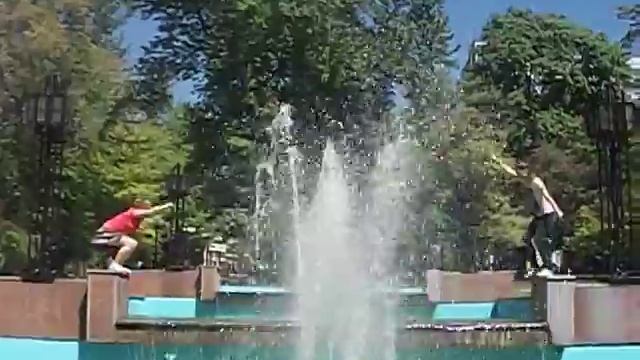 фонтан в Донецке смотреть онлайн