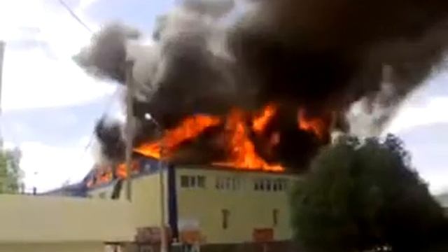 Пожар ПицаХаус смотреть онлайн