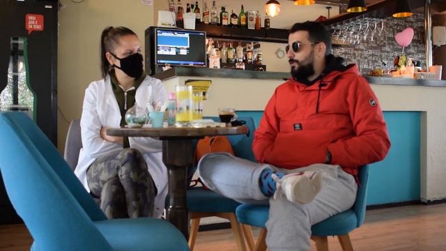 На кафе со Лиде S1Е1 - Бомбакис смотреть онлайн