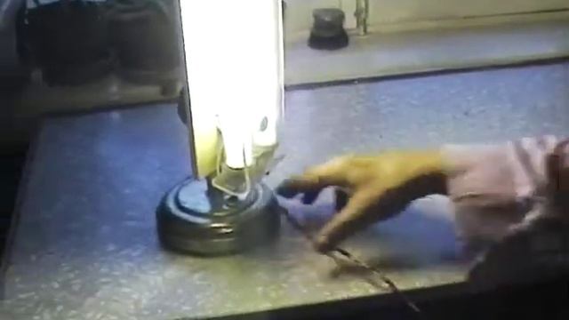 Лампа настольная Бориса Сергеевича Иванова. Москва, 2001 смотреть онлайн