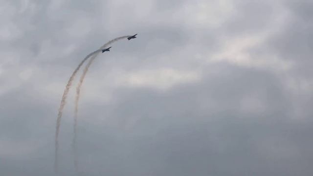 Авиашоу в Мочище, Новосибирск, 2016 смотреть онлайн