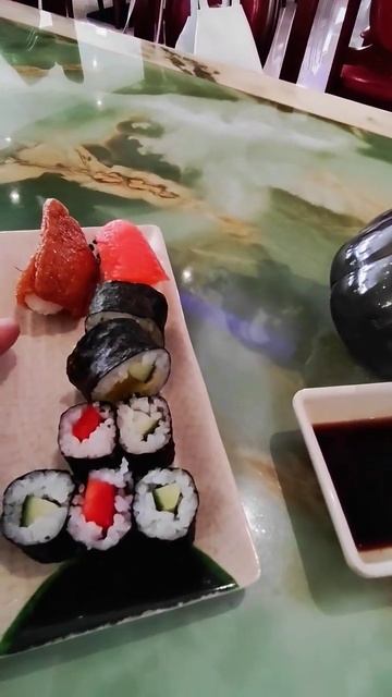 Отметил 50 летие походом в китайский ресторан смотреть онлайн