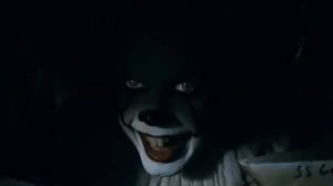 Клоун оно откусил руку мальчику