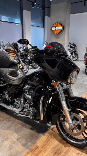 2018 HD Electra Glide 107 Electronic