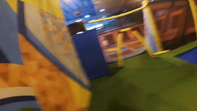 Jumpinc Кафе смотреть онлайн