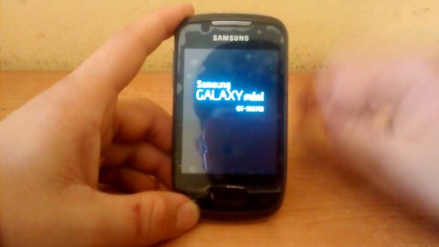 CyanogenMod 11 [4.4.4] Galaxy Mini GT-S557OI