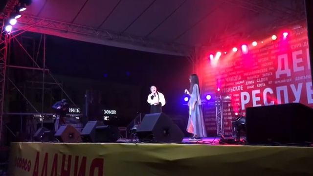 Камилла Кусова и Раяна Асланбекова/Цыкурайы фардыг/2016г./День республики смотреть онлайн