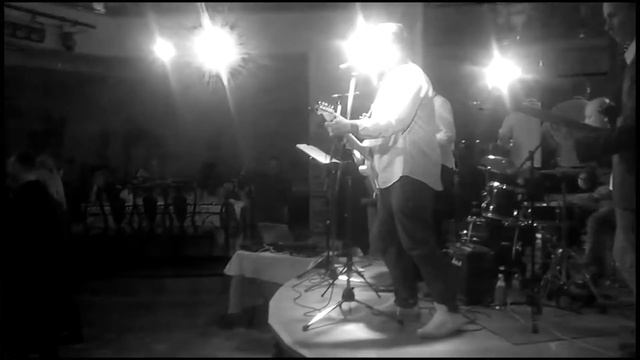 Группа "-30" Выступление в Клубе-Отеле "Велес" смотреть онлайн