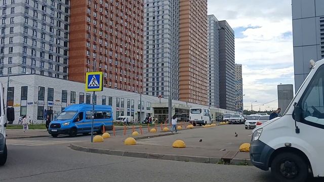 Маршрутки у Метро Котельники