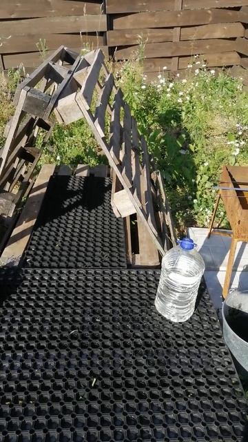 Дом А-фрейм для отдыха, для тех кому вечно дорого смотреть онлайн