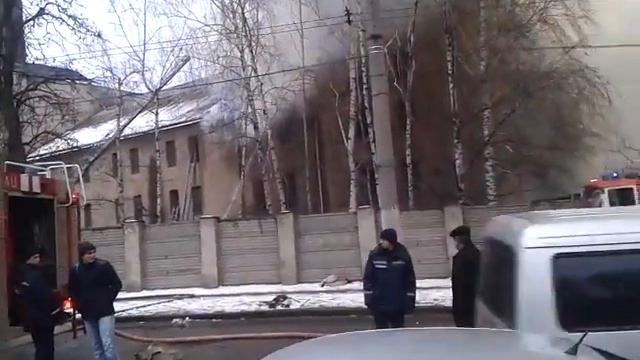 Пожар в Черновцах: горит здание пивзавода!!! смотреть онлайн