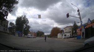 Луганск, ул. Фрунзе, авторынок на радиобалке, Кафе у Паровоза. 2021/09/27