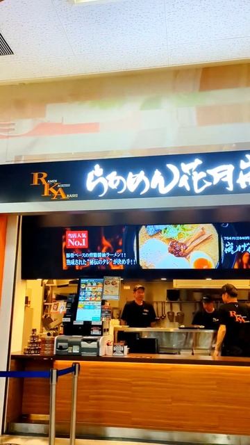 Теперь я НЕ могу без этого ЯПОНСКОГО блюда.😋 #shots #япония #япония_влог #жизнь_в_японии #рамэн смотреть онлайн