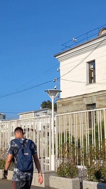 г.СОЧИ , ЖД-ВОКЗАЛ , АВТОВОКЗАЛ , ОТЕЛЬ КОСМОС, КРАСИВОЕ НЕБО , ПЛОЩАДЬ , 31.08.23г. смотреть онлайн