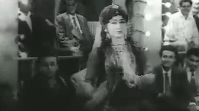 Mar gai garmi se le chal shimla babu. смотреть онлайн