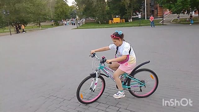 Ника и велосипед) смотреть онлайн